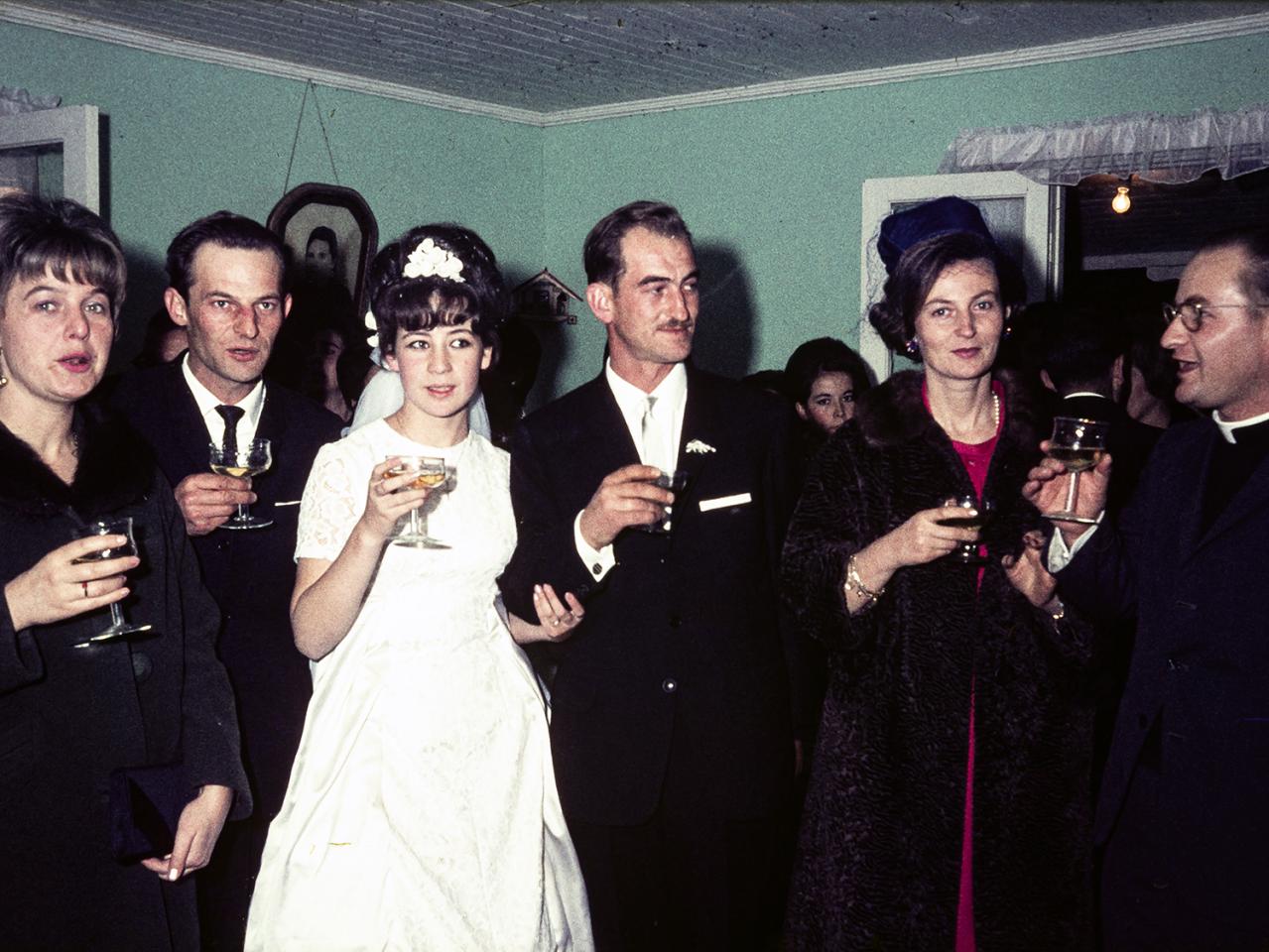 Brindis durante matrimonio