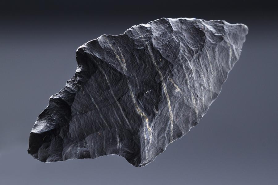 Punta de proyectil pedunculada